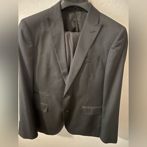 Men’s suit